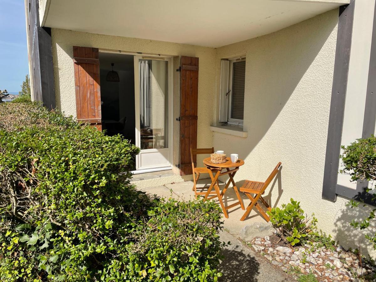 Апартаменты Le Plein Soleil, Appt 2 Pieces Terrasse, 600 M De La Plage De Blonville Sur Mer Экстерьер фото